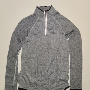 Athleta Fastest Track 1/2 Zip Pullover Runner's Jacket In Heathered Gray. Size S